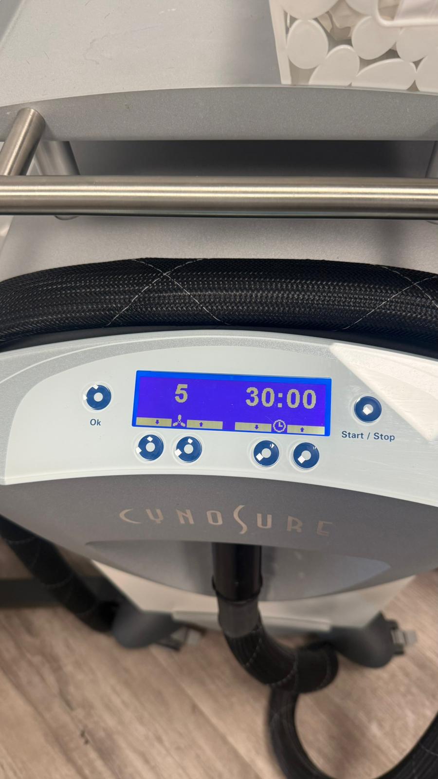 2021 Cynosure Elite IQ For Sale - Excellent Condition - Image 20