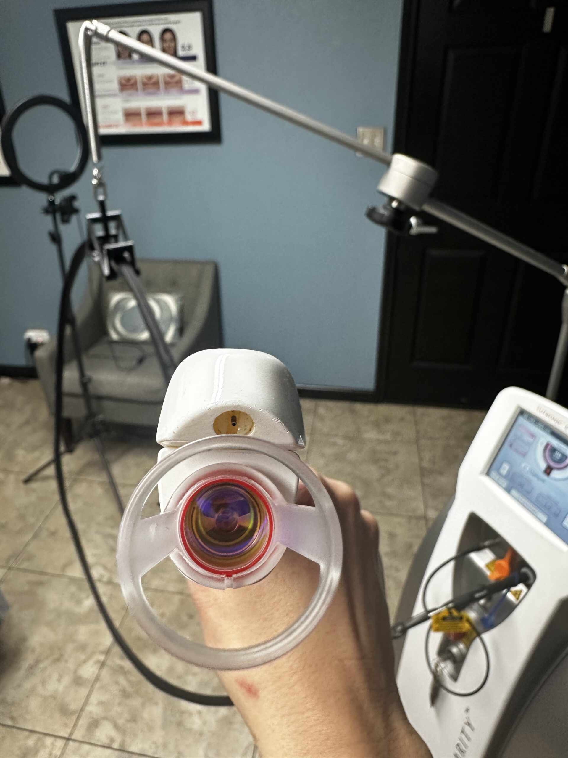 2018 Lutronic Clarity For Sale - Excellent Condition - Image 23