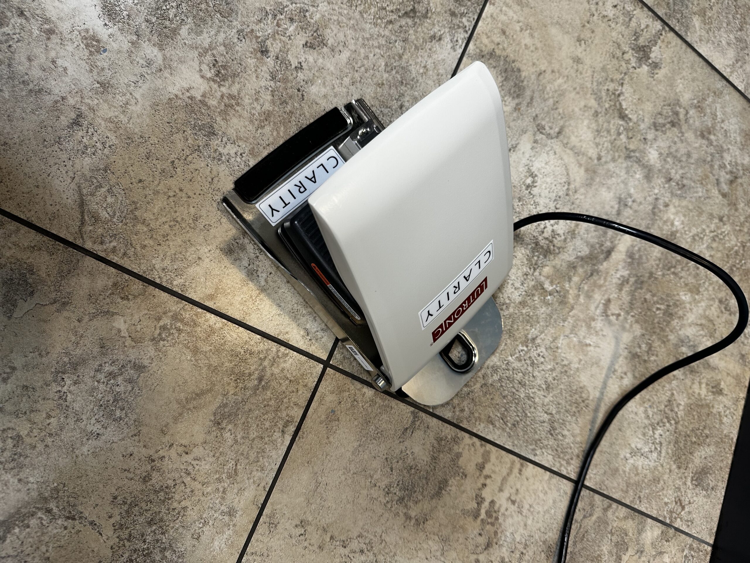 2018 Lutronic Clarity For Sale - Excellent Condition - Image 28