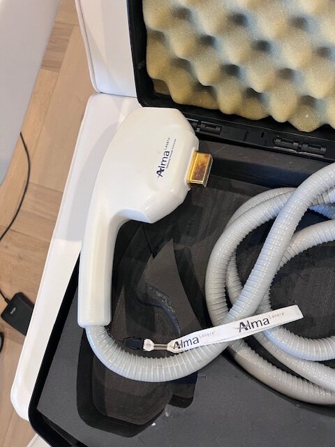 2015 Alma Harmony XL PRO with (4) Handpieces - (1) ClearLift, (1) SHR, (1) Dye SVL, & (1) LED Handpiece - Includes Free Shipping & 90 Day Warranty (km/cas) - Image 17