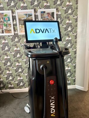 2024 Advalight ADVATx Dual-Wavelength Laser - 589 nm Yellow Light & 1319 nm Infrared Light for Acne, Non-Ablative Skin Rejuvenation, Superficial Pigmentation & Stretch Marks - NO CONSUMABLES REQUIRED - Free Shipping & Warranty (km/smi)