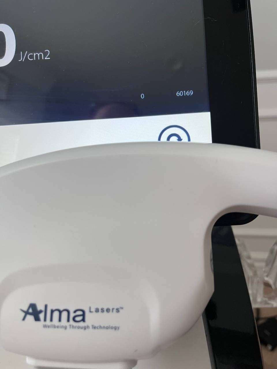 2015 Alma Harmony XL PRO with (4) Handpieces - (1) ClearLift, (1) SHR, (1) Dye SVL, & (1) LED Handpiece - Includes Free Shipping & 90 Day Warranty (km/cas) - Image 14