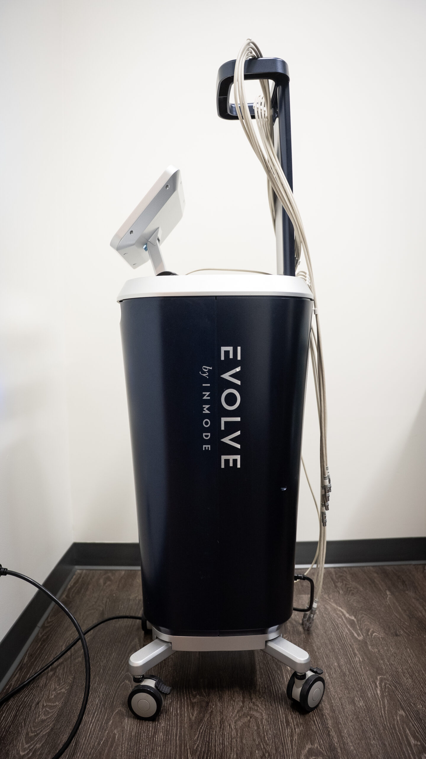 2020 Inmode EvolveX For Sale + Warranty - Image 4