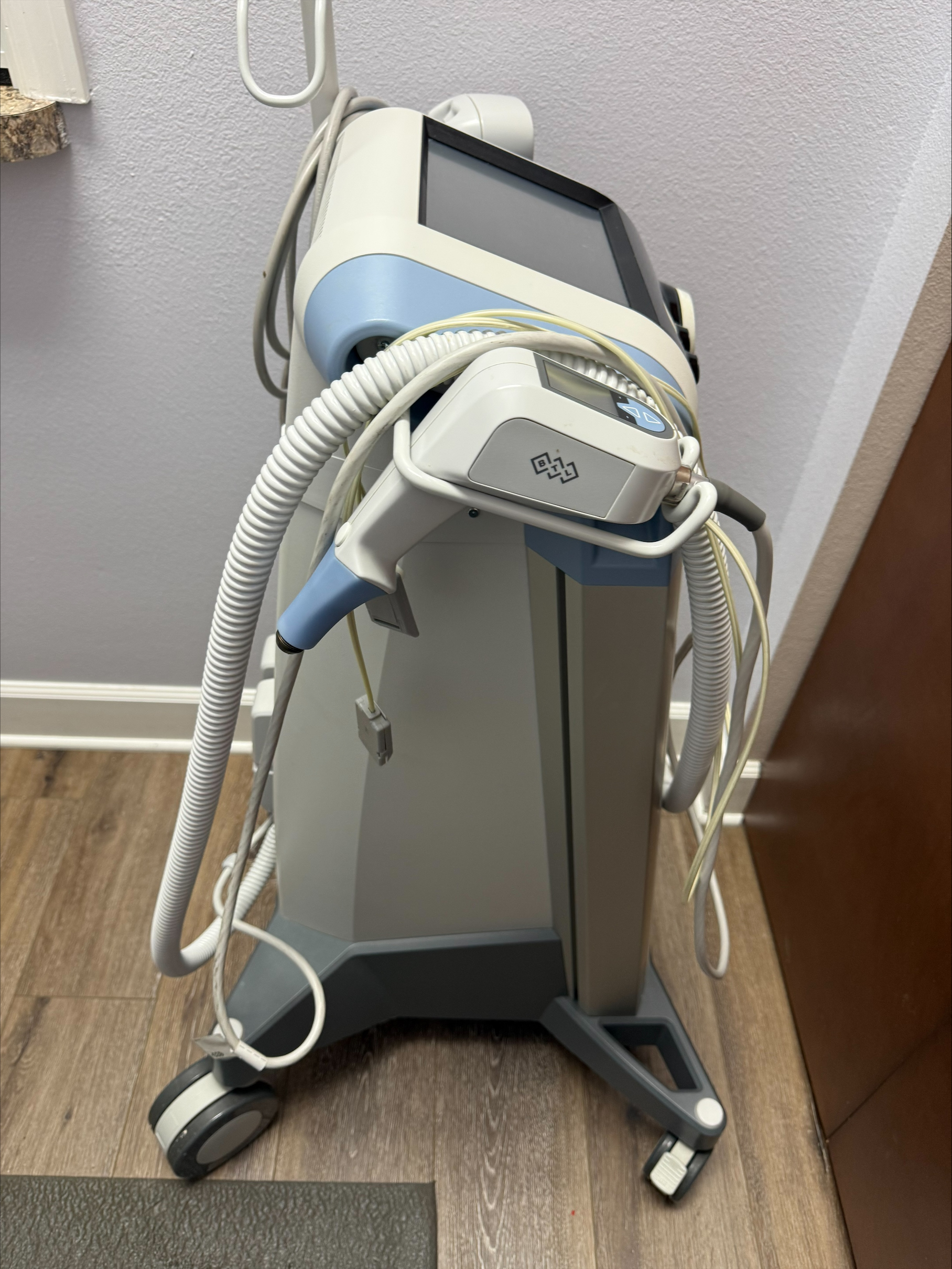 2017 BTL Exilis Ultra For Sale + Warranty - Image 3