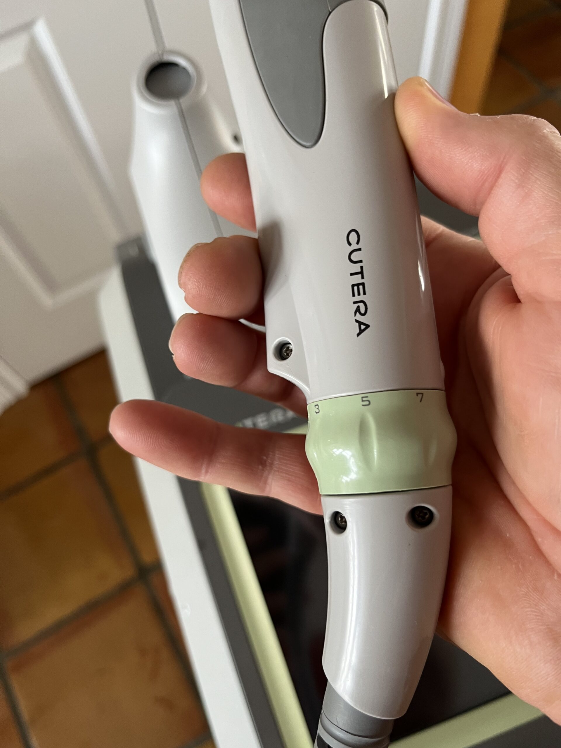 2023 Cutera Xeo + Prowave LX & Limelight for Sale + Warranty - Image 25