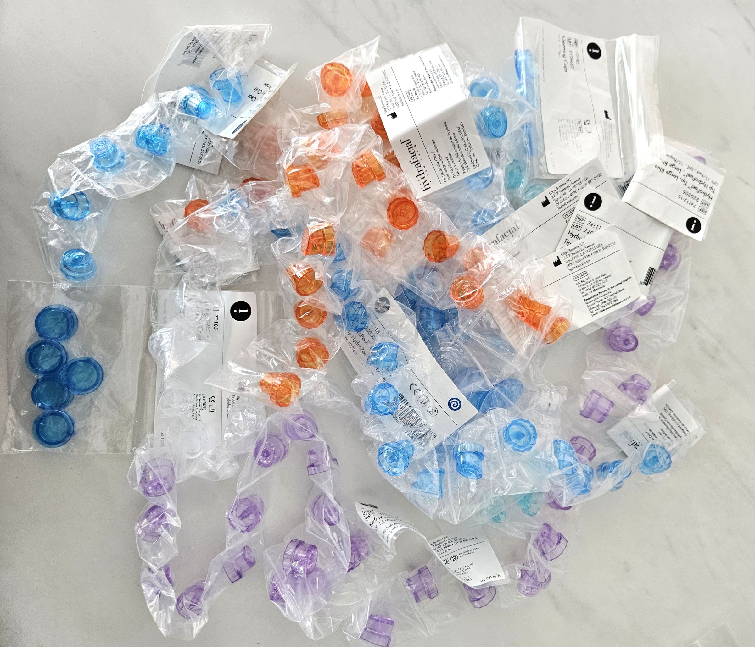 Hydrafacial tip assortment in sterile packaging