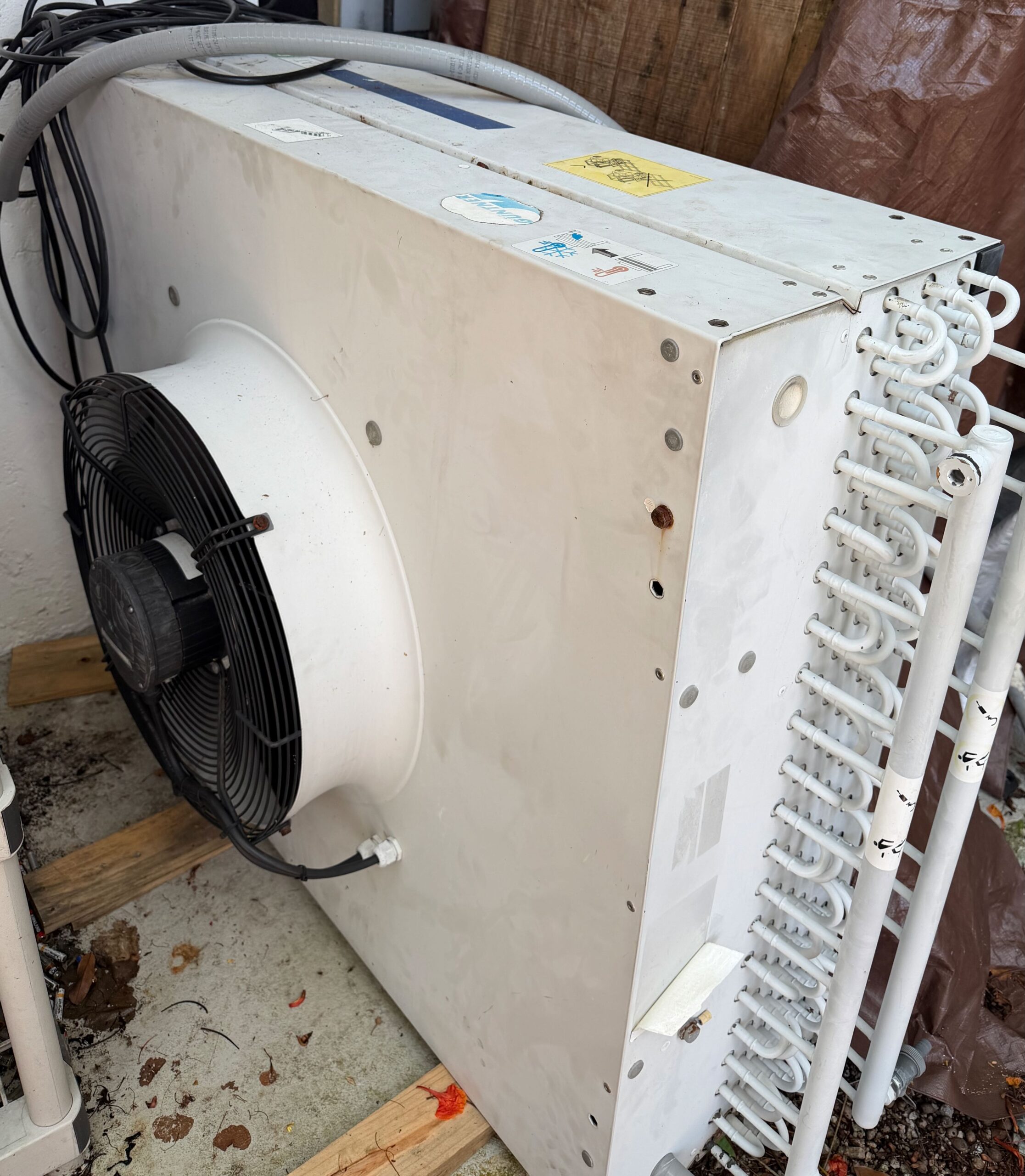 CryoOne Plus dry fan angled front view