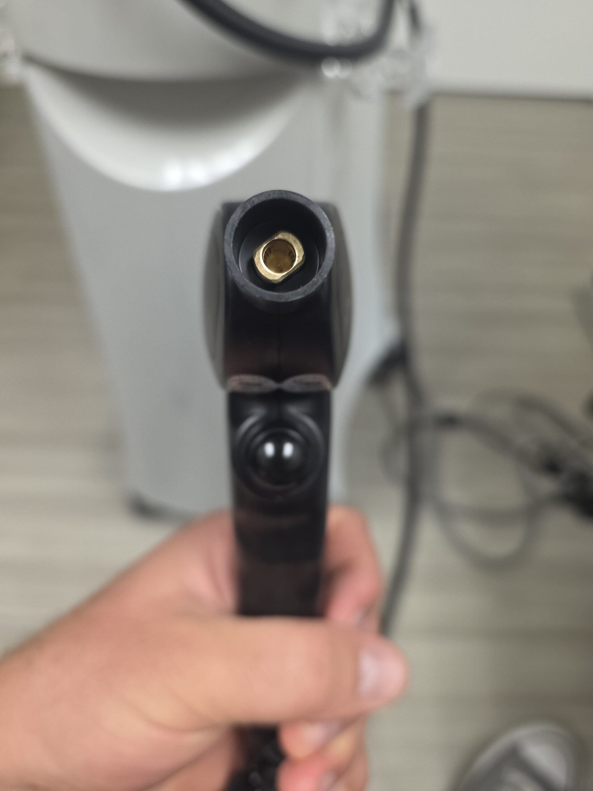 Opus Colibri handpiece tilted
