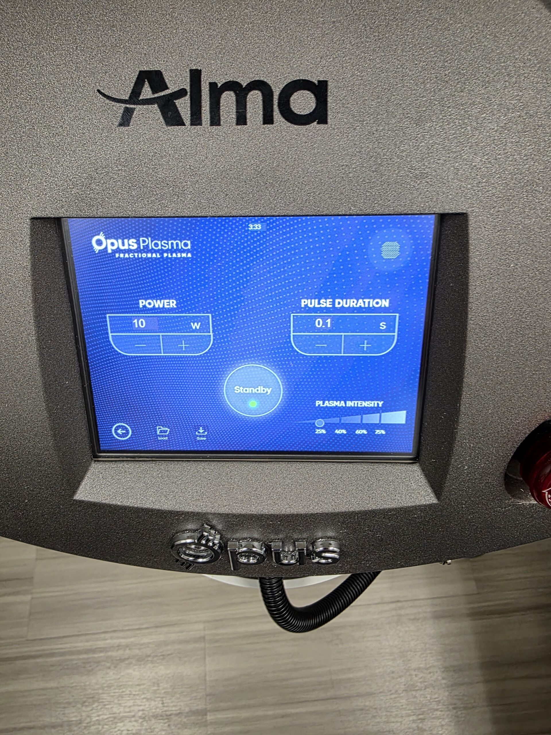 Alma 2022 Opus screen showing treatment parameters and settings menu